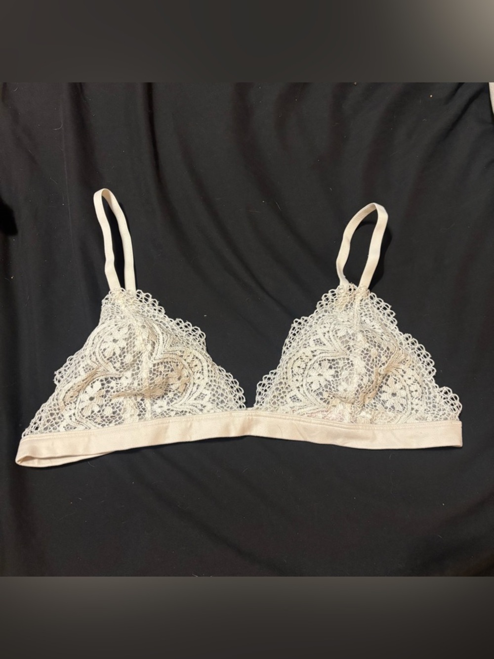 Victoria’s Secret White Lace Bralette